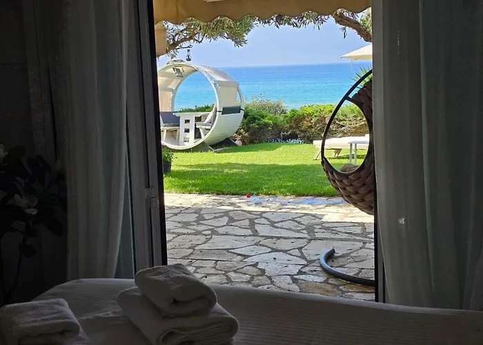Corfu 13 غليفادا