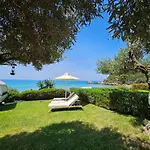 Corfu 13 וילה גליפאדה