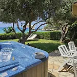 Corfu 13 וילה